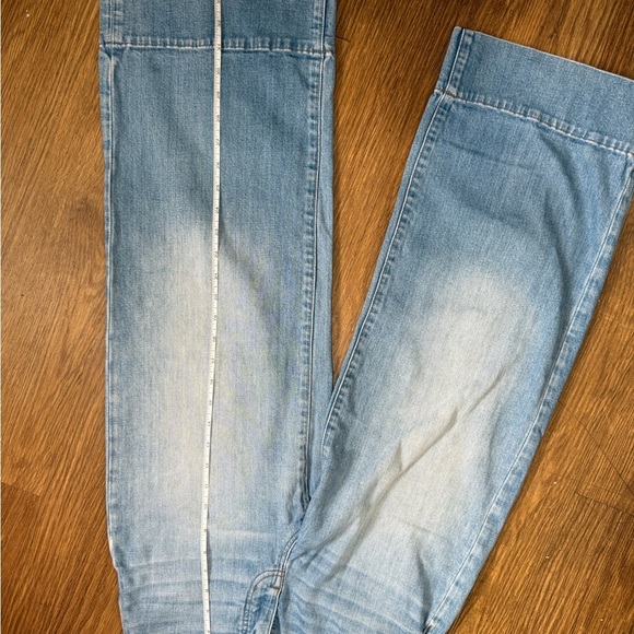 Madewell Women's Light Blue Wide-Leg Jeans - Picture 4 of 16